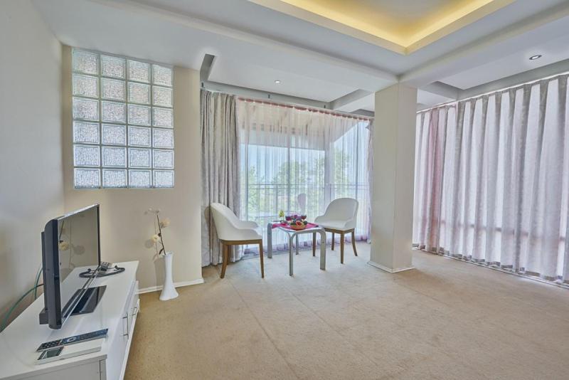 Ra Resort Otel كيتشوكويو المظهر الخارجي الصورة
